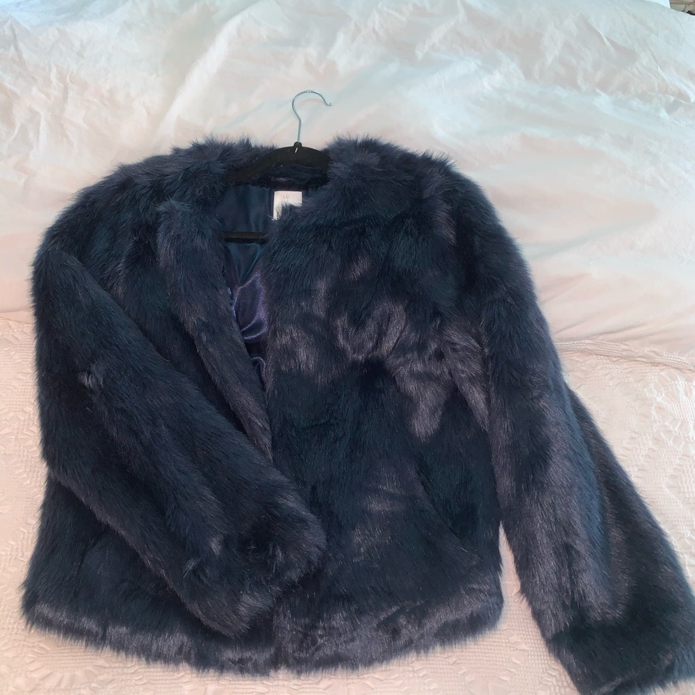 Lauren Conrad faux fur cropped jacket